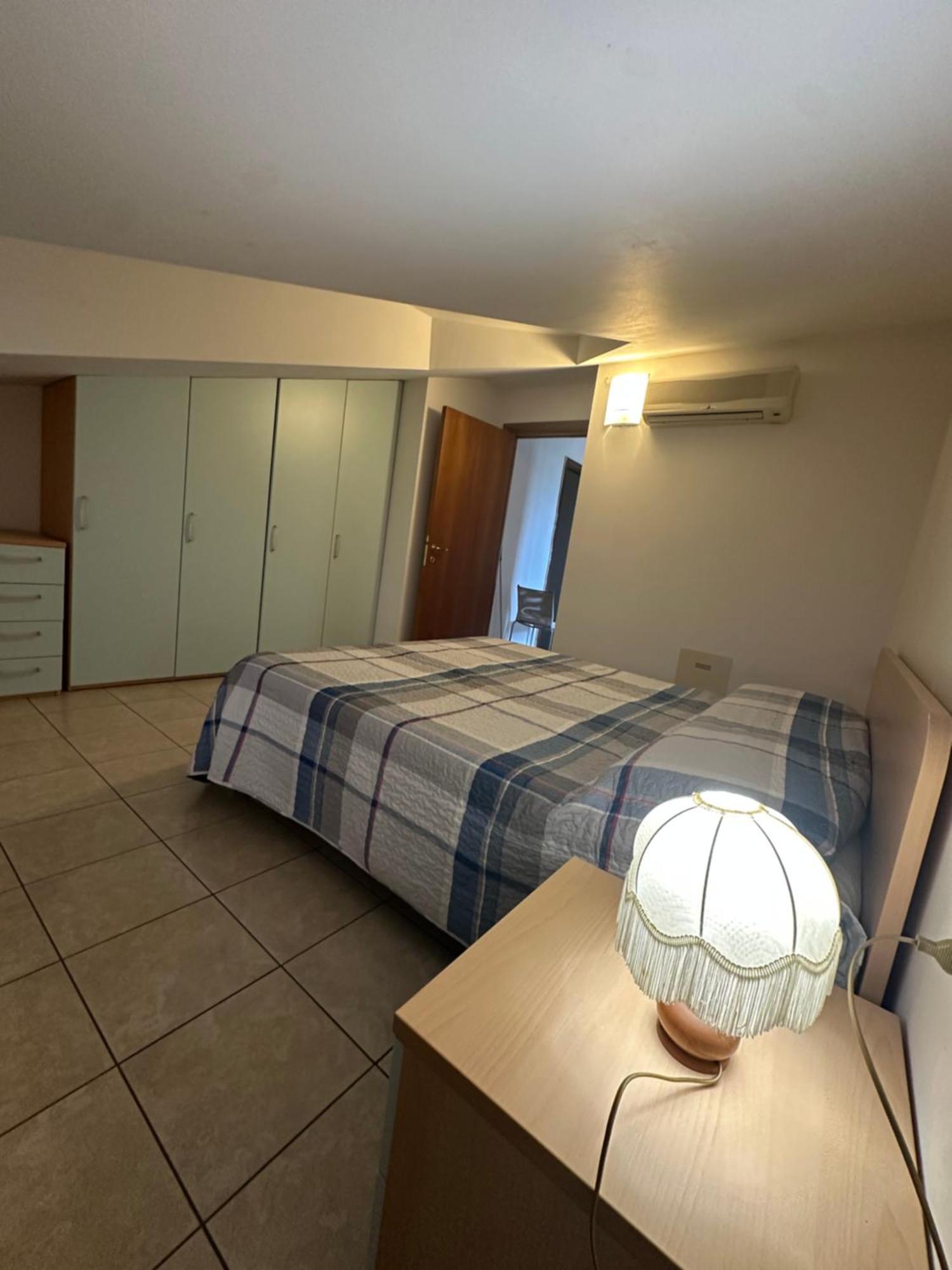 Hotel Holiday Martinsicuro Esterno foto